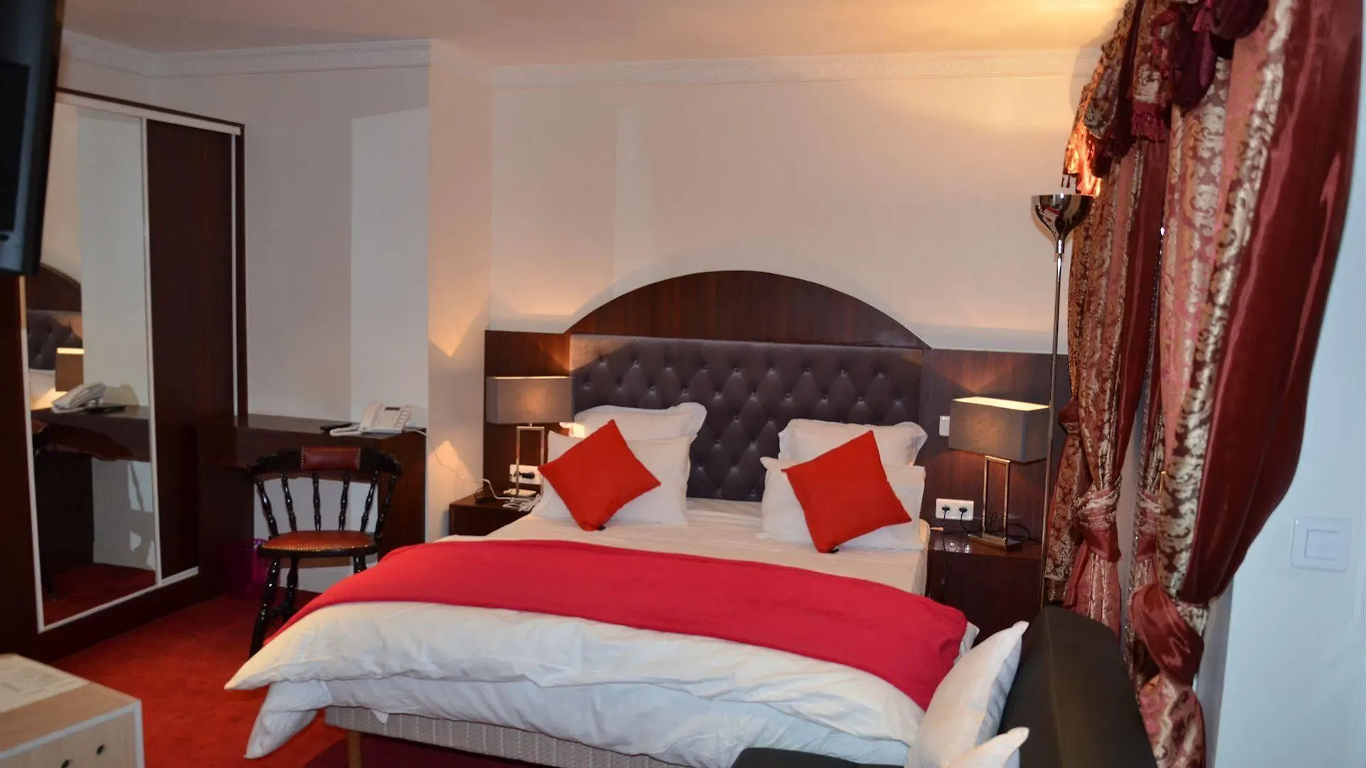 Hotel Regina Montmartre Paris 3*,  Frankrike
