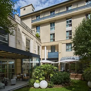 4* Hotel Ampere