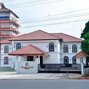 https://the-pearl-view-hotel.kerala-hotels.net