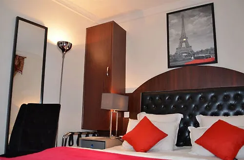 Hotel Regina Montmartre Paris 3*,